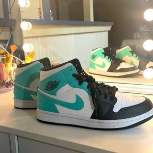 Mint green mid Jordan’s
